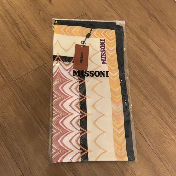 💕x3HP💕Missoni geometric zig zag chevron print silk scarf - Picture 3 of 8